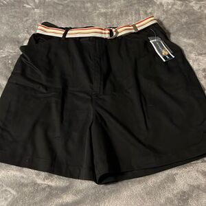 Jennifer Moore Women’s Black Shorts